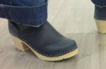 Bedford Closed Back Clog Smooth Navy Leather