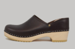 Bedford Closed Back Clog Smooth Chocolate Leather